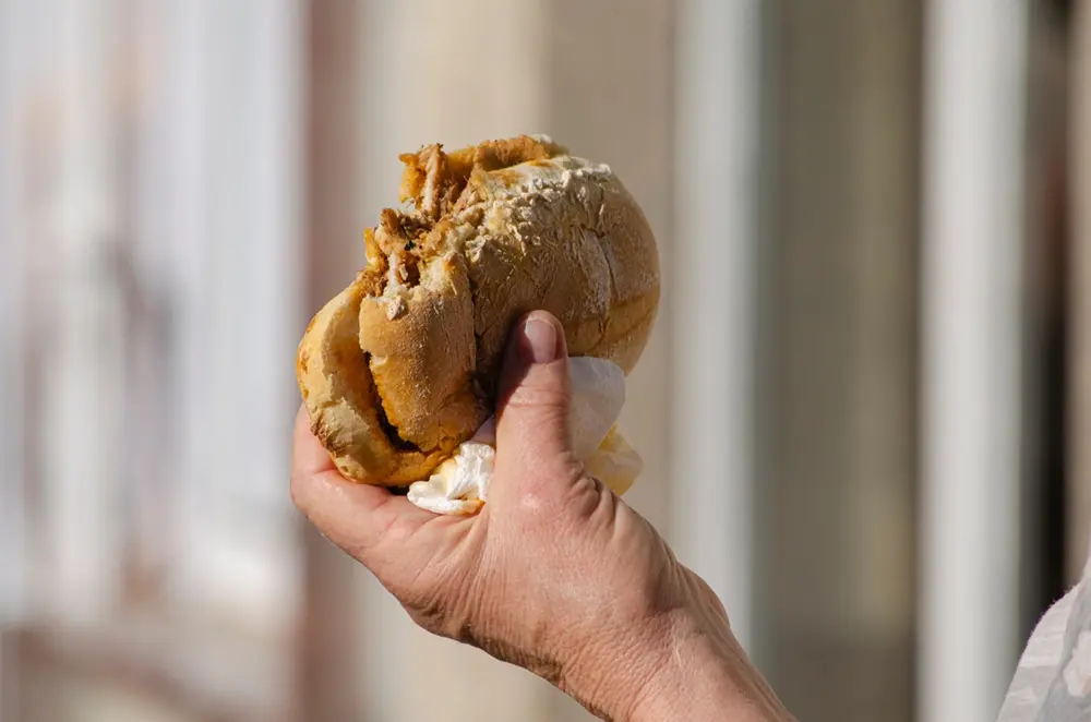 Prótese fixa sobre implantes: voltar a comer alimentos que deixou de conseguir