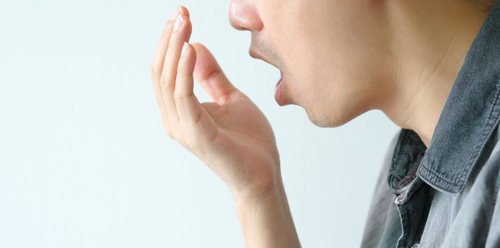 Acabe com o mau hálito e sorria com confiança